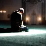 duduk-bersimpuh-bertaubat-pada-allah